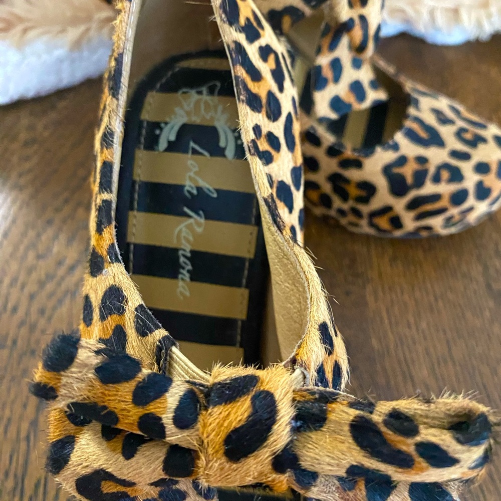Stunning, practically new Lola Ramona’s!!size 37